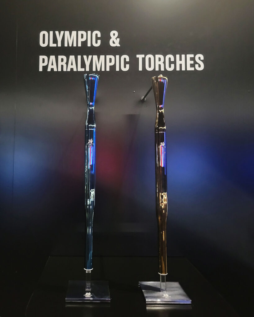 Le torce olimpica e paralimpica delle Olimpiadi Invernali di Milano - Cortina